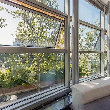 Apartment Comics & Cars - Themed Penthouse In Motor Valley *