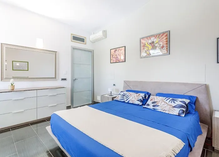 Comics & Cars - Themed Penthouse In Motor Valley 摩德纳