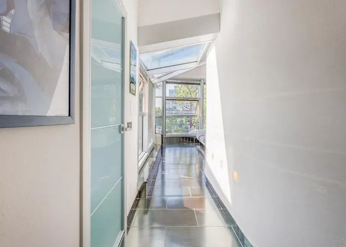 公寓 Comics & Cars - Themed Penthouse In Motor Valley