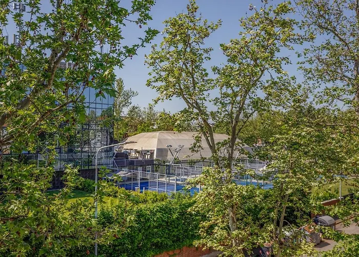 公寓 Comics & Cars - Themed Penthouse In Motor Valley